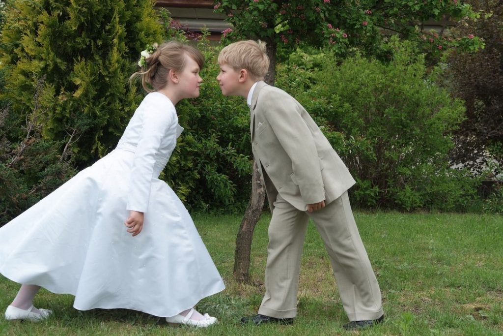 女の子が結婚式に参加する際の注意点5つ